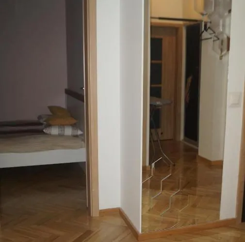 Old Town Chic - 2 Pokoje, Bezplatny Parking, F-vat * Wrocław