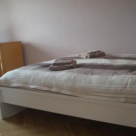 Old Town Chic - 2 Pokoje, Bezplatny Parking, F-vat Apartmán Vratislav